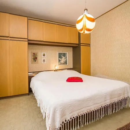 Casa de hóspedes Dusper 347