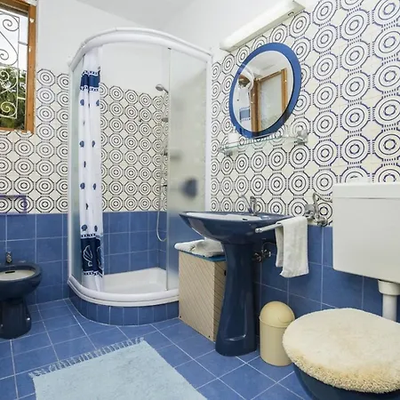 Dusper 347 Gasthuis Lovran